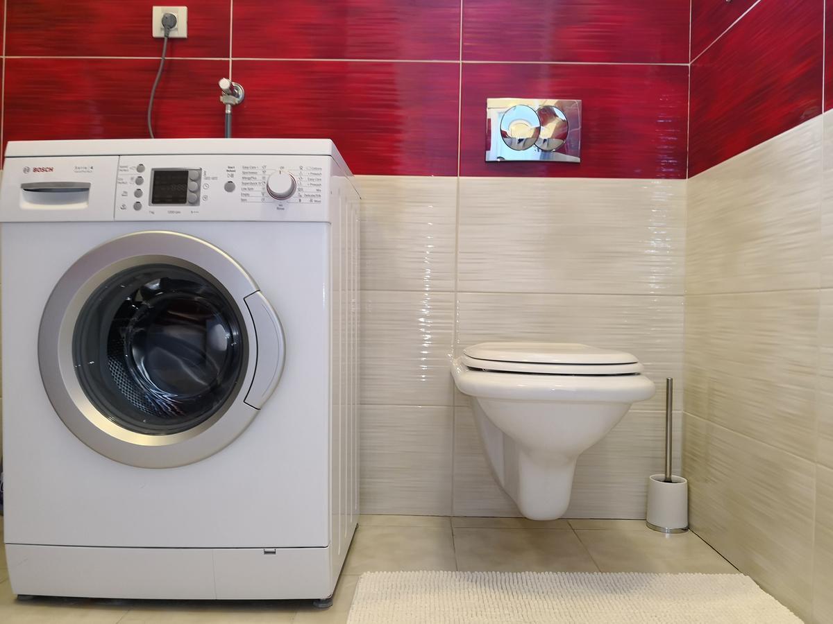 Apartment Toma Подстрана Екстериор снимка
