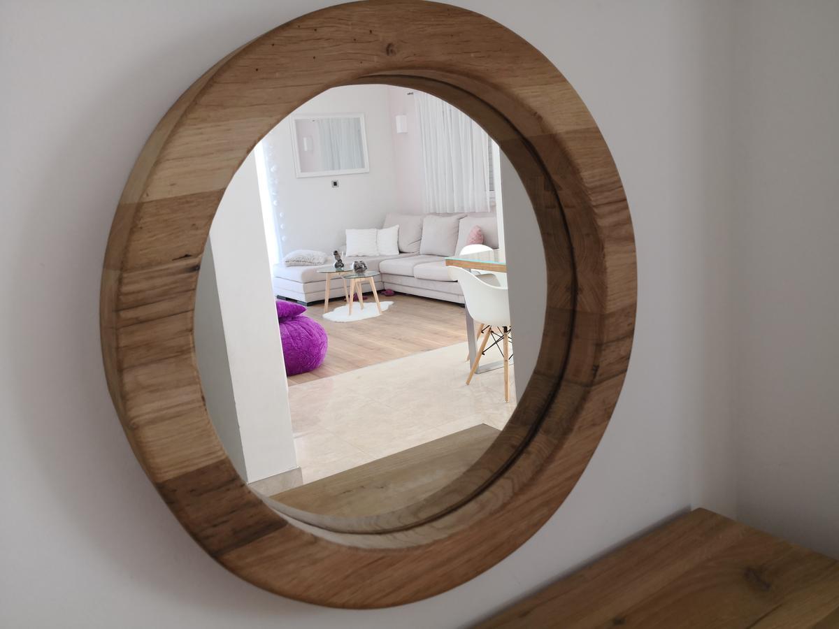 Apartment Toma Подстрана Екстериор снимка