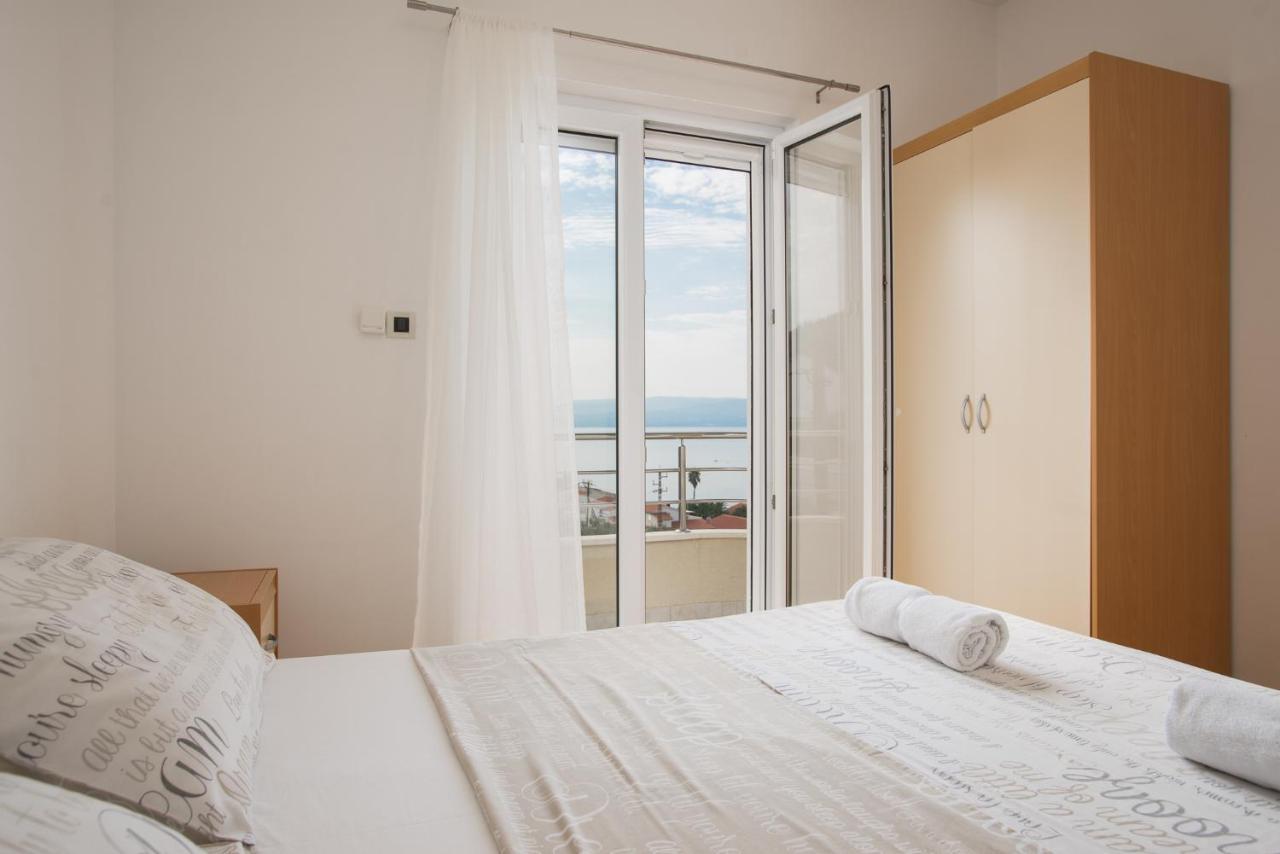 Apartment Toma Подстрана Екстериор снимка