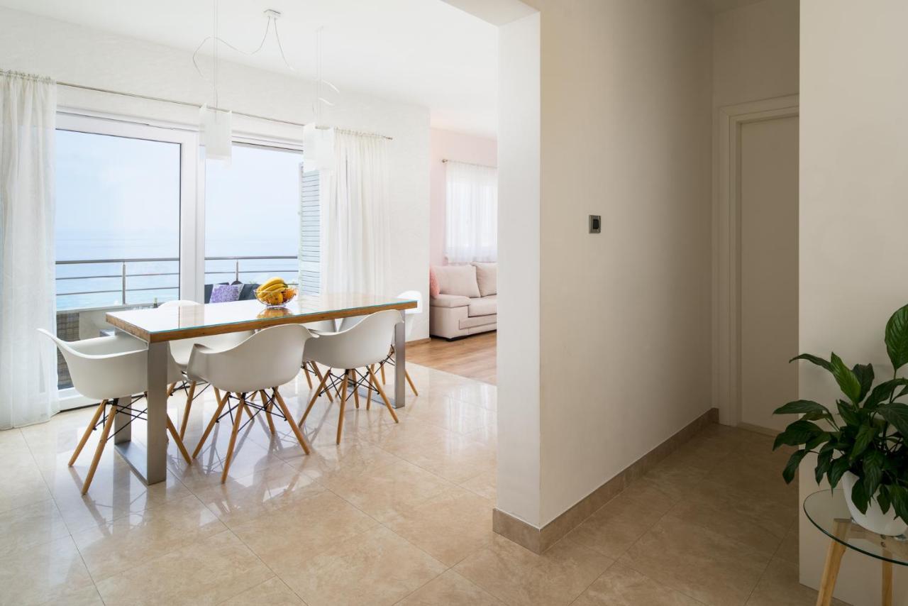 Apartment Toma Подстрана Екстериор снимка