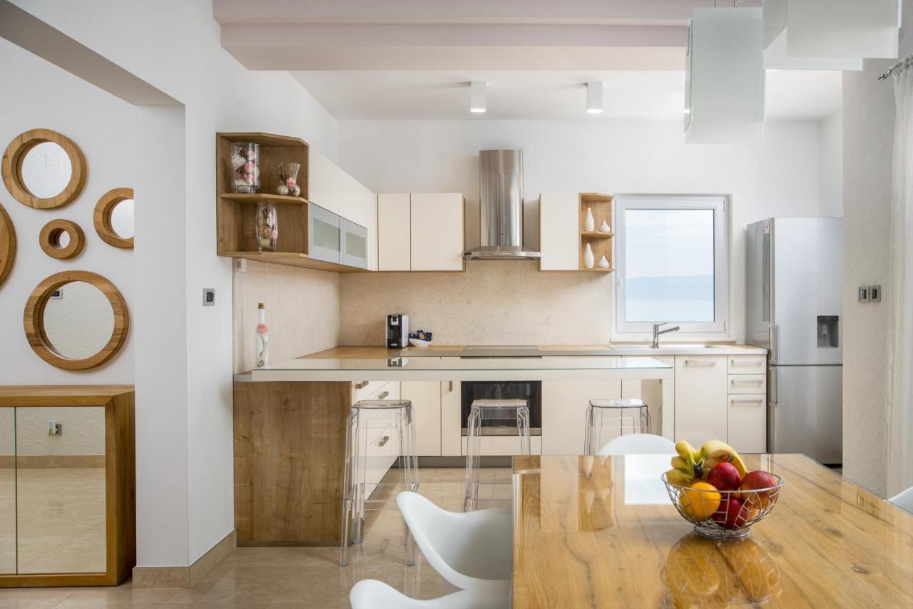 Apartment Toma Подстрана Екстериор снимка
